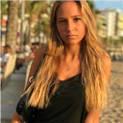 Profesora de ingles con el titulo del first con una nota de 8,8 ofrece clases de ingles para reforzar o sacarse el titulo del first